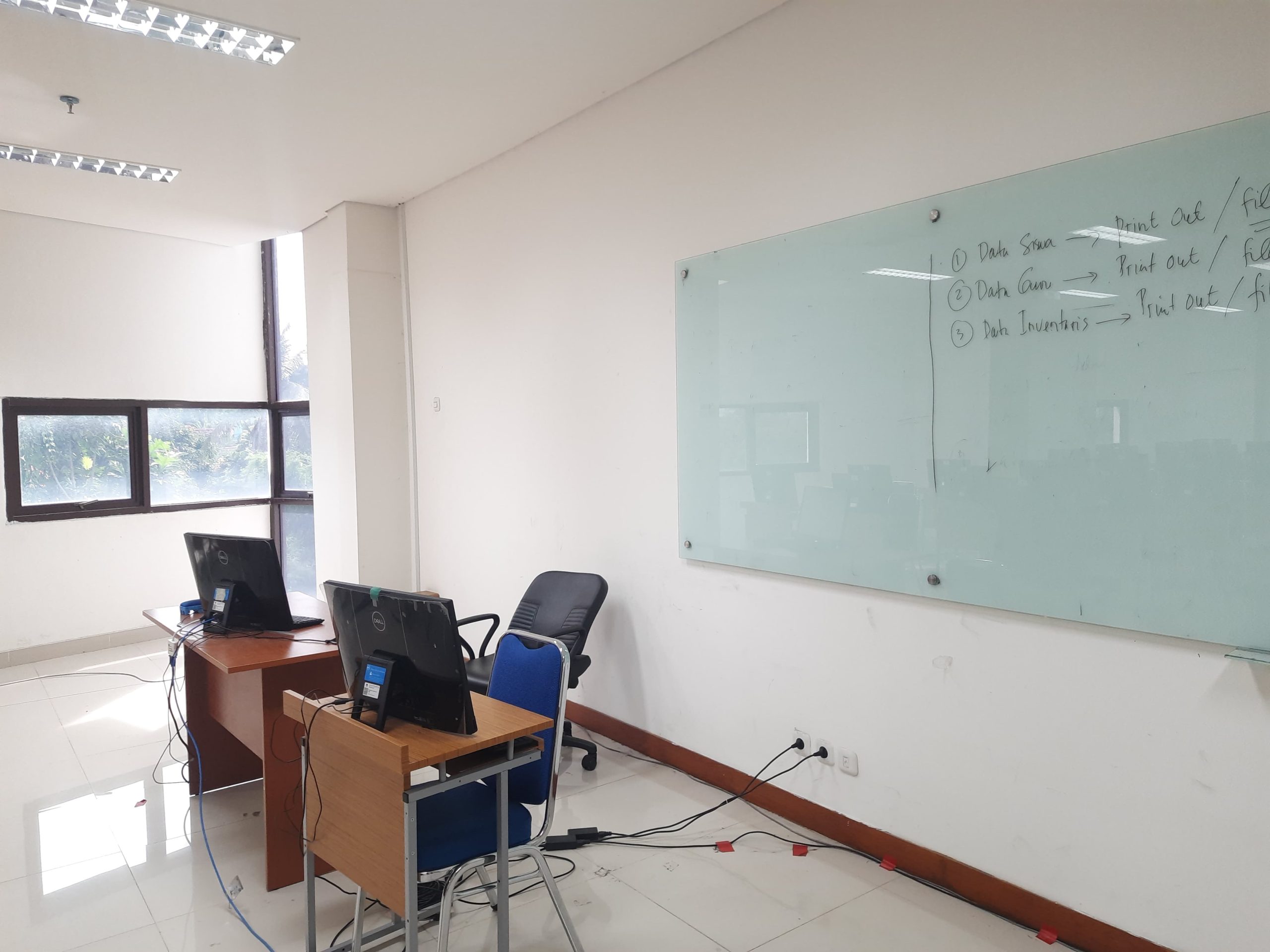 Laboratorium Komputer (4)
